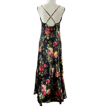 Load image into Gallery viewer, Long Satin Floral Vintage Women Black Night Gown Size Large 
