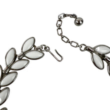 Load image into Gallery viewer, Vintage Silver Tone Satin and Smooth Leaf Design Necklace
