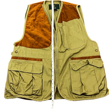 Load image into Gallery viewer, Orvis 100% Cotton Fishing Vest Size Large

