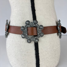 Load image into Gallery viewer, Vintage Brown Leather Pewter Concha Belt Size 32&quot;
