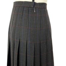 Load image into Gallery viewer, Vintage Burberry Plaid Pleated Long Wool Skirt Size 8
