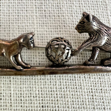 Load image into Gallery viewer, Vintage Sterling Silver Patina Cats Playing with Yarn Brooch
