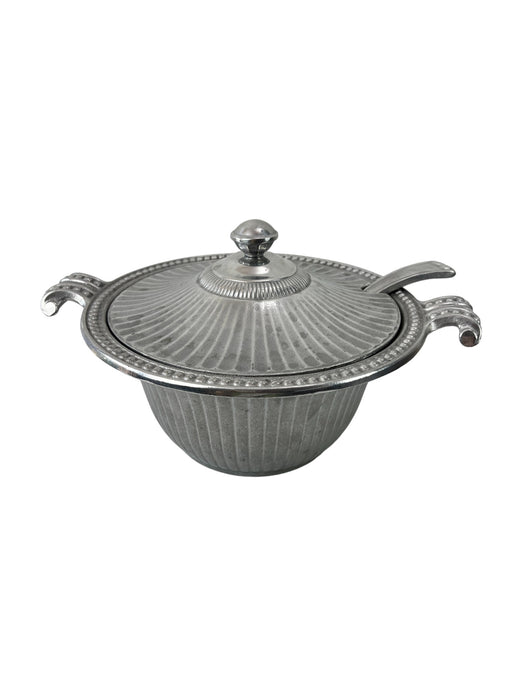 Wilton Armetale Flutes Pearls Soup Tureen with Lid Round 