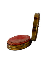 Load image into Gallery viewer, Vintage Hartnell 1940s Blush Compact. Collectible. Collectible vintage make up.
