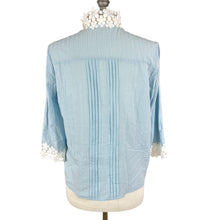 Load image into Gallery viewer, POL Light Blue Cotton Peasant Top Size Small
