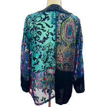 Load image into Gallery viewer, Chico&#39;s Velvet Kimono Top Size S/M
