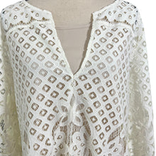 Load image into Gallery viewer, Chico&#39;s Ivory Lace Top Size 3
