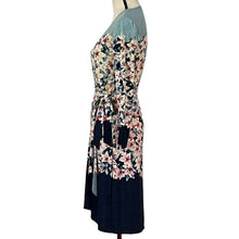 Load image into Gallery viewer, BCBG Maxazria Floral Wrap Dress Size XS
