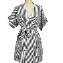 Load image into Gallery viewer, Stripped Shirt Dress with Pockets Size Medium 
