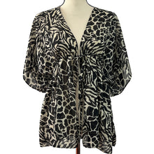 Load image into Gallery viewer, Bisou Bisou Beach Cover Up Leopard Print Mid Length Robe Size Large
