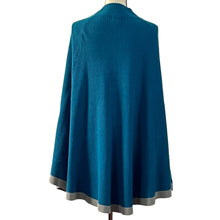 Load image into Gallery viewer, Vintage Knit Cape Shawl Size XL
