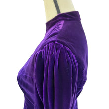 Load image into Gallery viewer, Vintage 50s Purple Velvet Long Sleeve Top Size 36 
