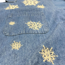 Load image into Gallery viewer, Karen Scott Christmas Denim Shirt Size 3X
