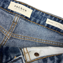 Load image into Gallery viewer, Pac Sun Denim Shorts Size 24
