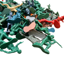 Load image into Gallery viewer, Toy Soldiers Lot
