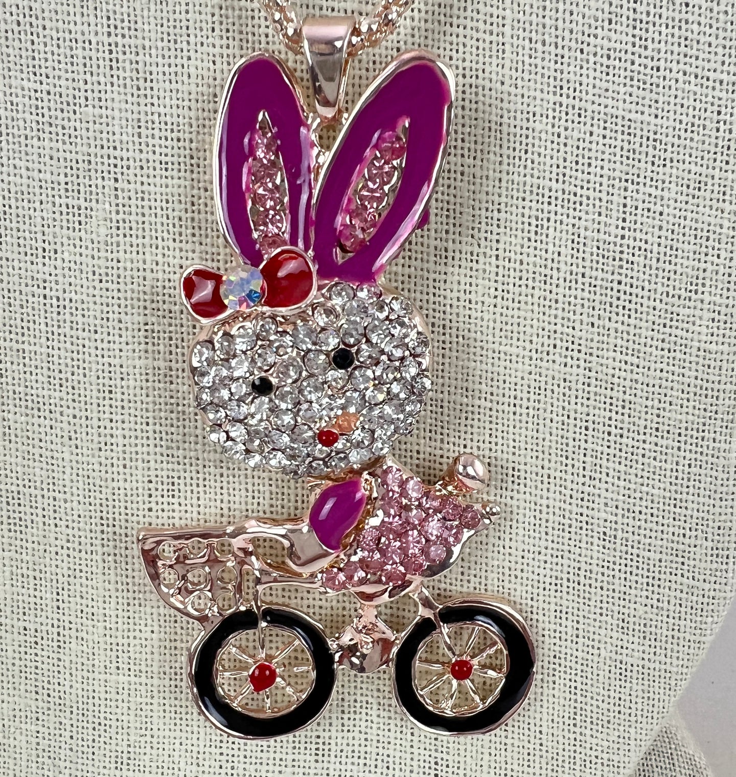 Betsey Johnson Sparkly Pink Bunny Rhinestone Pendant Necklace 30