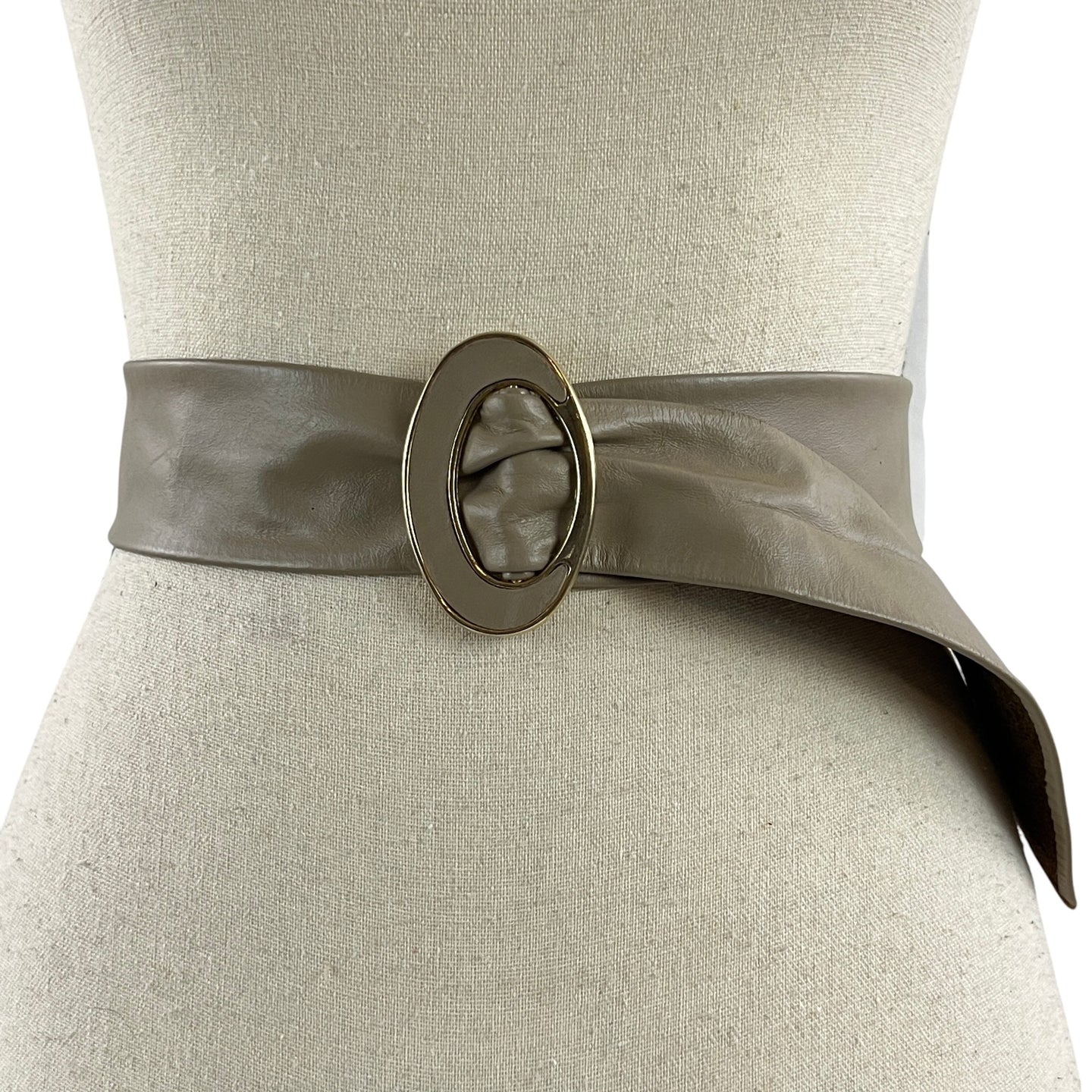 Vintage 80s Beige Leather Cinch Belt Size Small