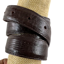 Load image into Gallery viewer, Vintage Lizard belt Size 34
