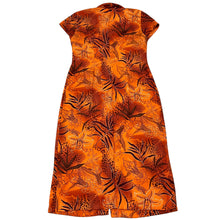 Load image into Gallery viewer, Round Shirt Dress Size 16
