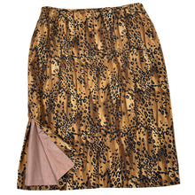 Load image into Gallery viewer, VTG  90s Animal Print Skirt Size M/L
