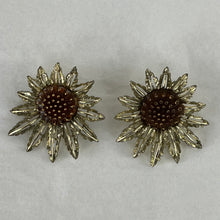 Load image into Gallery viewer, Sarah Coventry Sunflower Clip On Earrings
