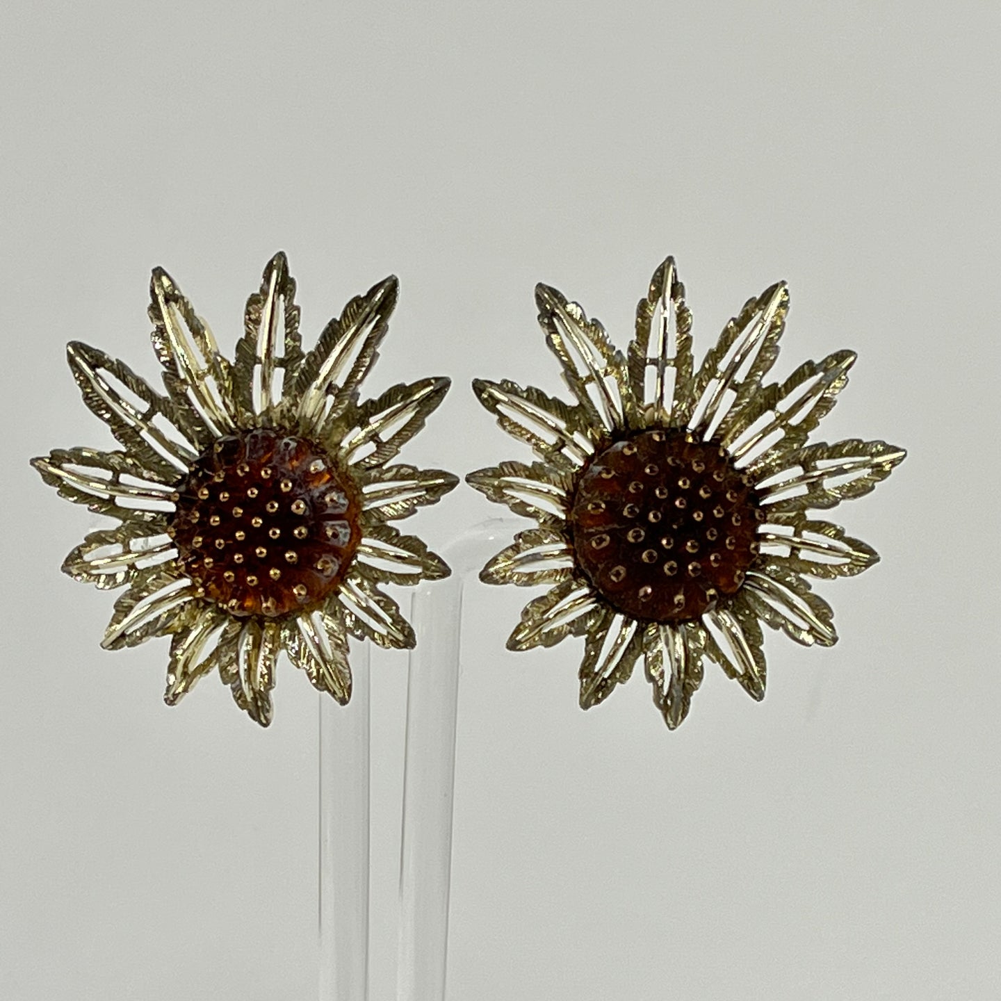 Sarah Coventry Sunflower Clip On Earrings