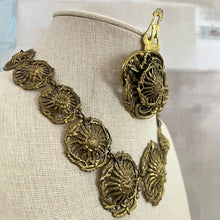 Load image into Gallery viewer, Victorian Floral Medallion Disk Link Necklace and Coat Clip Set
