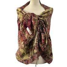 Load image into Gallery viewer, Vintage Pashmina Pink Paisley Print Fringed  Wrap Scarf

