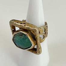 Load image into Gallery viewer, Vintage 925 Modernist Bezel Set Ring Size 6 3/4
