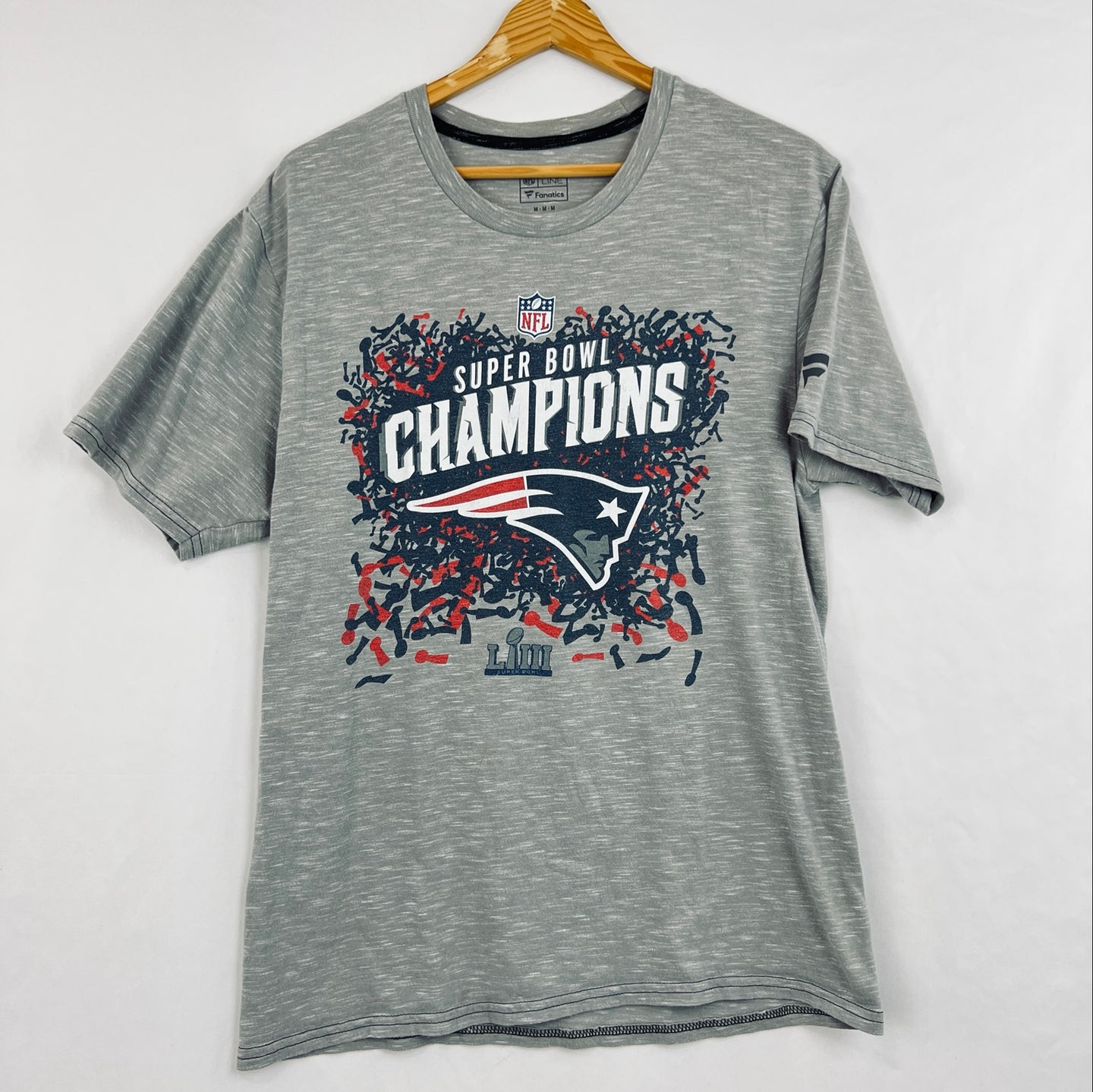 Patriots NFL Super Bowl LIII Champions Trophy T-Shirt Size Medium