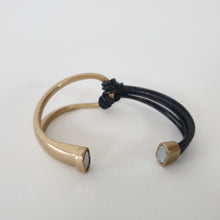 Load image into Gallery viewer, Modern Bracelet Black Leather &amp; Gold Tone w Magnetic Closure - 6.5&quot;
