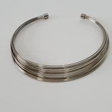 Load image into Gallery viewer, Vintage 70s Mod Choker Silver Tone Banded Wire 13.5&quot;
