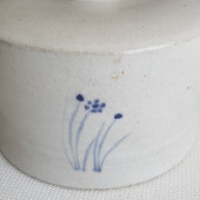 Load image into Gallery viewer, Vintage Stoneware Cheese Dome with Hand-painted Blue Flowers
