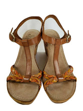 Load image into Gallery viewer, Soto Sopra Leather Wedge Sandals w Ankle Strap Size 8 - Made in Italy
