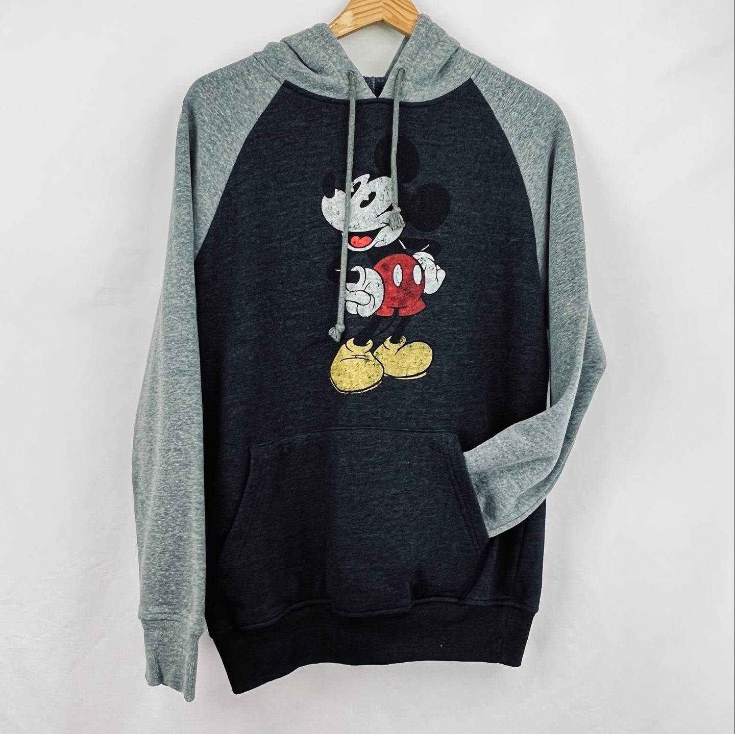 Disney Classic Mickey Mouse Hoodie Size Medium 38-40