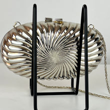 Load image into Gallery viewer, Whiting &amp; Davis Silver Evening purse with Chain Strap

