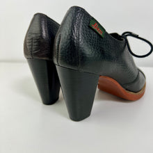 Load image into Gallery viewer, G.H. Bass Ramona Black Leather Booties Size 6M
