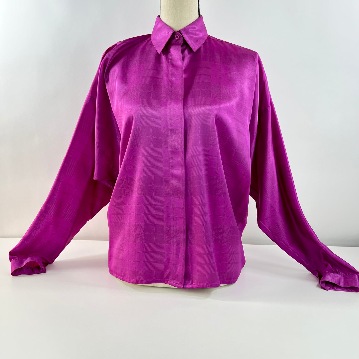 Vintage Dolman Sleeve Satin Purple Button Up Blouse Size 6