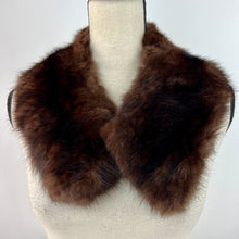 Load image into Gallery viewer, Vintage Brown Fur Collar
