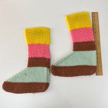Load image into Gallery viewer, Vintage 70s Crochet Knit House Slippers
