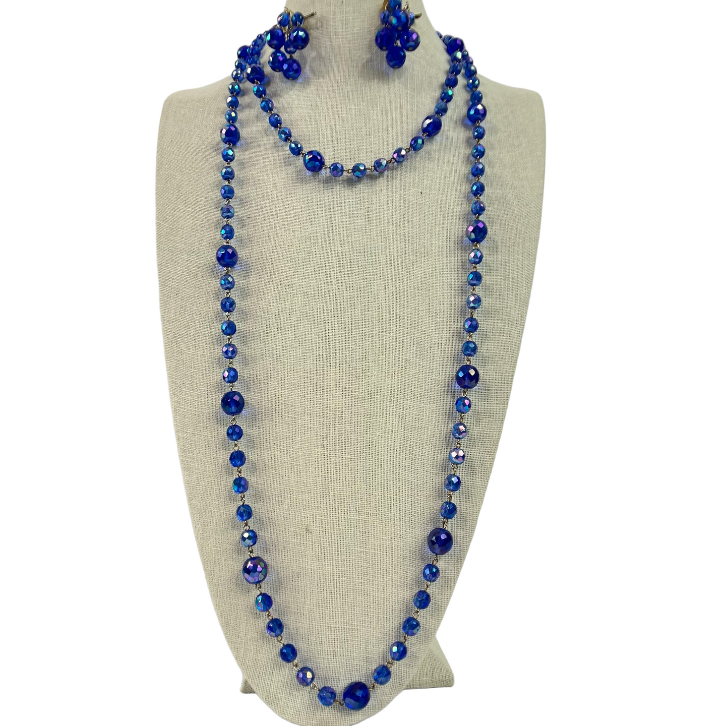 Long Blue Aurora Borealis Necklace and Earrings Set. Era: 1950s. Length 58