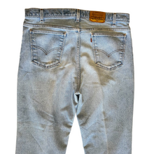 Load image into Gallery viewer, Levis 540 Light Wash Straight Leg Relaxed Fit Jeans 36 x 40 Flex Denim Jeans
