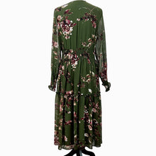 Load image into Gallery viewer, Taylor Floral Print V-Neck Dress Green Size 12
