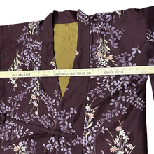 Load image into Gallery viewer, Purple Floral Kimono Robe Size Large
