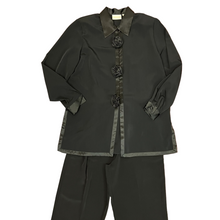 Load image into Gallery viewer, Christine and Jill Silky Black two-piece Pants &amp; Blouse Set Size Large
